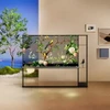 TV OLED trong suốt đầu tiên trên thế giới. (Nguồn: LG)