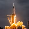 Tên lửa đẩy Falcon 9 của SpaceX mang theo tàu vũ trụ Dragon chở phi hành đoàn tham gia sứ mệnh Axiom Mission 3 rời bệ phóng tại Trung tâm Vũ trụ Kennedy ở Cape Canaveral, Florida, Mỹ, ngày 18/1 vừa qua. (Ảnh: AFP/TTXVN)