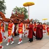 Các cụ cao niên xã Chu Hóa, thành phố Việt Trì, tỉnh Phú Thọ thực hiện nghi thức tế truyền thống. (Ảnh: Trung Kiên/TTXVN)