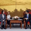 Phó Chủ tịch UBND thành phố Đà Nẵng Trần Chí Cường tiếp bà Emmanuelle Pavillon- Grosser, Tổng Lãnh sự Pháp tại Thành phố Hồ Chí Minh. (Ảnh: Trần Lê Lâm/TTXVN)