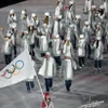 Đoàn vận động viên Ủy ban Olympic Nga diễu hành tại lễ khai mạc Thế vận hội mùa Đông Pyeongchang 2018 ở Hàn Quốc. (Ảnh: AFP/TTXVN)
