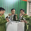 Công an thành phố Thanh Hóa thu giữ số pháo nổ nhập lậu từ nước ngoài. (Ảnh: Công an Thanh Hóa)