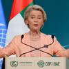 Chủ tịch Ủy ban châu Âu (EC) Ursula von der Leyen phát biểu tại phiên họp cấp cao các nguyên thủ và lãnh đạo Chính phủ tại Hội nghị lần thứ 28 Các bên tham gia Công ước khung của Liên hợp quốc (LHQ) về biến đổi khí hậu (COP28) ở Dubai (UAE) ngày 1/12/2023. (Ảnh: AFP/TTXVN)