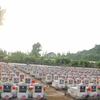 Nghĩa trang liệt sĩ Dốc Bà Đắc (phường Thới Sơn, thị xã Tịnh Biên, tỉnh An Giang), nơi an nghỉ của hơn 9.000 liệt sĩ quân tình nguyện và chuyên gia Việt Nam hy sinh qua các thời kỳ chiến tranh ở Campuchia và trong nước.( Ảnh: Công Mạo/TTXVN)
