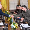 Tổng thống Ukraine Volodymyr Zelensky (phải) trong cuộc gặp Tổng thống Mỹ Joe Biden (trái) ở Washington, DC ngày 21/9/2023. (Ảnh: AFP/TTXVN)