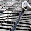 Sản xuất pin lithium cho ô tô điện và các mục đích sử dụng khác. (Ảnh minh họa: AFP)