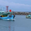 Tàu cá trên cửa sông Dương Đông, thành phố Phú Quốc (Kiên Giang). (Ảnh: Lê Huy Hải/TTXVN)
