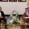 Ngoại trưởng Iran Abbas Araghchi và người đồng cấp Saudi Arabia Faisal bin Farhan Al Saud. (Nguồn: Press TV)