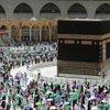 Các tín đồ Hồi giáo hành hương đến Thánh địa Mecca, Saudi Arabia, ngày 22/7/2021. (Ảnh: AFP/TTXVN)