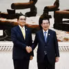 Thủ tướng Campuchia Samdech Techo Hun Sen (phải) và người đồng cấp Thái Lan Prayut Chan-o-cha. (Nguồn: cpp.org.kh)