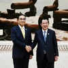 Thủ tướng Campuchia Samdech Techo Hun Sen (phải) và người đồng cấp Thái Lan Prayut Chan-o-cha. (Nguồn: cpp.org.kh)