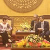 Bí thư Tỉnh ủy Ninh Bình Đoàn Minh Huấn tiếp bà Simona-Mirela Miculescu, Chủ tịch Đại hội đồng UNESCO. (Ảnh: Thùy Dung/TTXVN)