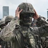 Binh sỹ Hàn Quốc và Mỹ tham gia cuộc tập trận chống khủng bố tại Seoul, Hàn Quốc. (Ảnh: AFP/TTXVN)
