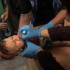 Em nhỏ uống vaccine phòng bại liệt tại Deir al-Balah, Dải Gaza, ngày 1/9/2024. (Ảnh: THX/TTXVN)