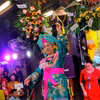 Đại đức Thích Tâm Kiên thực hành Tín ngưỡng thờ Mẫu với giá hầu Chầu Nhị tại chương trình Giao lưu Thực hành tín ngưỡng thờ Mẫu. (Ảnh: Tuấn Đức/TTXVN) 