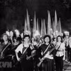 Tháng 5/1964, phong trào “Ba sẵn sàng” được phát động trong thanh niên Thủ đô, sau đó lan rộng khắp miền Bắc, góp phần quan trọng vào thắng lợi của cuộc kháng chiến chống Mỹ, cứu nước. (Ảnh: TTXVN)