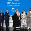 Lánh đạo IOC và đại diện Saudi Arabia tại phiên họp lần thứ 142 của IOC. (Nguồn: IOC)