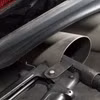 Kiểm tra mức độ xả thải của xe Volkswagen tại trung tâm kỹ thuật ở Ludwigsburg, Tây Nam Đức. (Ảnh: AFP/TTXVN)