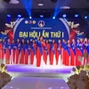 Ban chấp hành Câu lạc bộ di sản áo dài Việt Nam tại Cộng hòa Séc nhiệm kỳ 2024-2029 ra mắt. (Ảnh: Ngọc Long/ TTXVN)