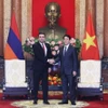 Chủ tịch nước Lương Cường tiếp Chủ tịch Quốc hội Cộng hòa Armenia Alen Simonyan. (Ảnh: Lâm Khánh/TTXVN)