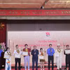 Sáng 11/5, Đoàn thanh niên toàn thành phố đã tổ chức Ngày hội Thanh niên Thủ đô với 1 điểm tại trụ sở Thành ủy Hà Nội và 578 điểm cầu cấp xã. (Ảnh: Diễm Hằng/Vietnam+)