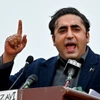 Thủ lĩnh đảng Nhân dân Pakistan (PPP) Bhutto Zardari phát biểu trong cuộc vận động tranh cử tại Peshawar ngày 27/1/2024. (Ảnh: AFP/TTXVN)