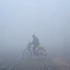 Sương mù dày đặc tại Amritsar, Ấn Độ ngày 26/12/2023. (Ảnh: AFP/TTXVN)