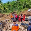 Hiện trường một vụ lở đất sau mưa lớn tại làng Bruno, huyện Purworejo, tỉnh Trung Java, Indonesia, ngày 20/11/2024. (Ảnh: THX/TTXVN)