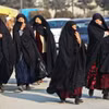 Phụ nữ Afghanistan tại thủ đô Kabul ngày 28/12/2022. (Ảnh: AFP/TTXVN)