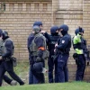 Cảnh sát Đức gác tại thành phố Potsdam, Đông Bắc Đức. (Ảnh: AFP/TTXVN)