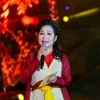 Nghệ sỹ Nhân dân Thúy Mùi trình bày thơ trong Ngày thơ Việt Nam lần thứ năm 2023. (Ảnh: Tuấn Đức/TTXVN)