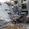 Một tòa nhà bị phá hủy sau cuộc không kích của Israel xuống thành phố Rafah, Dải Gaza ngày 16/2/2024. (Ảnh: THX/TTXVN)