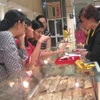 Một điểm kinh doanh vàng tại Hà Nội. (Ảnh: Đức Duy/Vietnam+)