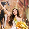 Tân Miss Grand Vietnam 2023 Lê Hoàng Phương trong đêm chung kết cuộc thi. (Ảnh: PV/Vietnam+)