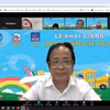 Phó Giáo sư-Tiến sỹ Nguyễn Lân Trung, Chủ tịch Hội Ngôn ngữ học Việt Nam, tác giả biên soạn giáo trình dạy tiếng Việt cho người Việt ở nước ngoài, chia sẻ kinh nghiệm dạy và học tiếng Việt tại lễ khai giảng. (Ảnh: Minh Hợp/TTXVN)