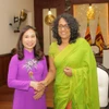 Đại sứ Trịnh Thị Tâm chào xã giao Thủ tướng Sri Lanka Harini Amarasuriya. (Ảnh TTXVN phát)