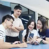 Người dùng chia sẻ trải nghiệm VietinBank iPay Mobile. (Ảnh: Vietnam+)