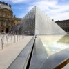 Bảo tàng Louvre phải tạm đóng cửa vì nhận tin nhắn đe dọa