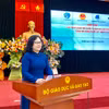 Thứ trưởng Bộ Giáo dục và Đào tạo Ngô Thị Minh chia sẻ với các thầy cô. (Ảnh: Bộ Giáo dục và Đào tạo)