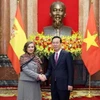 Chủ tịch nước Võ Văn Thưởng tiếp các Đại sứ đến trình Quốc thư