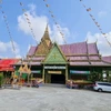 Chùa Kim Cấu, xã Vĩnh Trạch, thành phố Bạc Liêu, tỉnh Bạc Liêu trang hoàng chuẩn bị đón Tết cổ truyền Chôl Chnam Thmây. (Ảnh: TTXVN phát)
