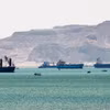 Tàu thuyền chuẩn bị di chuyển qua Kênh đào Suez, Ai Cập. (Ảnh: AFP/TTXVN)