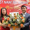 Tổng Lãnh sự Lưu Xuân Đồng phát biểu và thay mặt Đại sứ quán trao lãng hoa của Đại sứ Vũ Quang Minh chúc mừng đại hội. (Ảnh: Phương Hoa/TTXVN)
