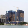 Công trình xây dựng tại Khu đô thị mới Thủ Thiêm, thành phố Thủ Đức. (Ảnh minh họa: Hồng Đạt/TTXVN)