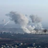 Khói bốc lên trong cuộc giao tranh tại Syria. (Ảnh: IRNA/TTXVN)