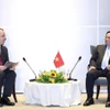 Thủ tướng Phạm Minh Chính tiếp ông José Serrador, Phó Chủ tịch Tập đoàn hàng không EMBRAER. (Ảnh: Dương Giang/TTXVN)