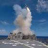 Tên lửa hành trình Tomahawk được phóng từ tàu khu trục USS Stethem. (Ảnh: AFP/TTXVN) 