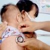 Trẻ mắc bệnh sởi được điều trị tại Bệnh viện Nhi đồng 1 Thành phố Hồ Chí Minh. (Ảnh: Đinh Hằng/TTXVN)