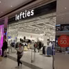 Tập đoàn Inditex, chủ sở hữu của Zara, đang mở rộng thương hiệu Lefties giá rẻ tập trung vào Gen Z. (Nguồn: Reuters)