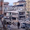 Các tòa nhà bị phá hủy sau động đất tại Hatay (Thổ Nhĩ Kỳ), ngày 12/2/2023. (Ảnh: AFP/TTXVN)